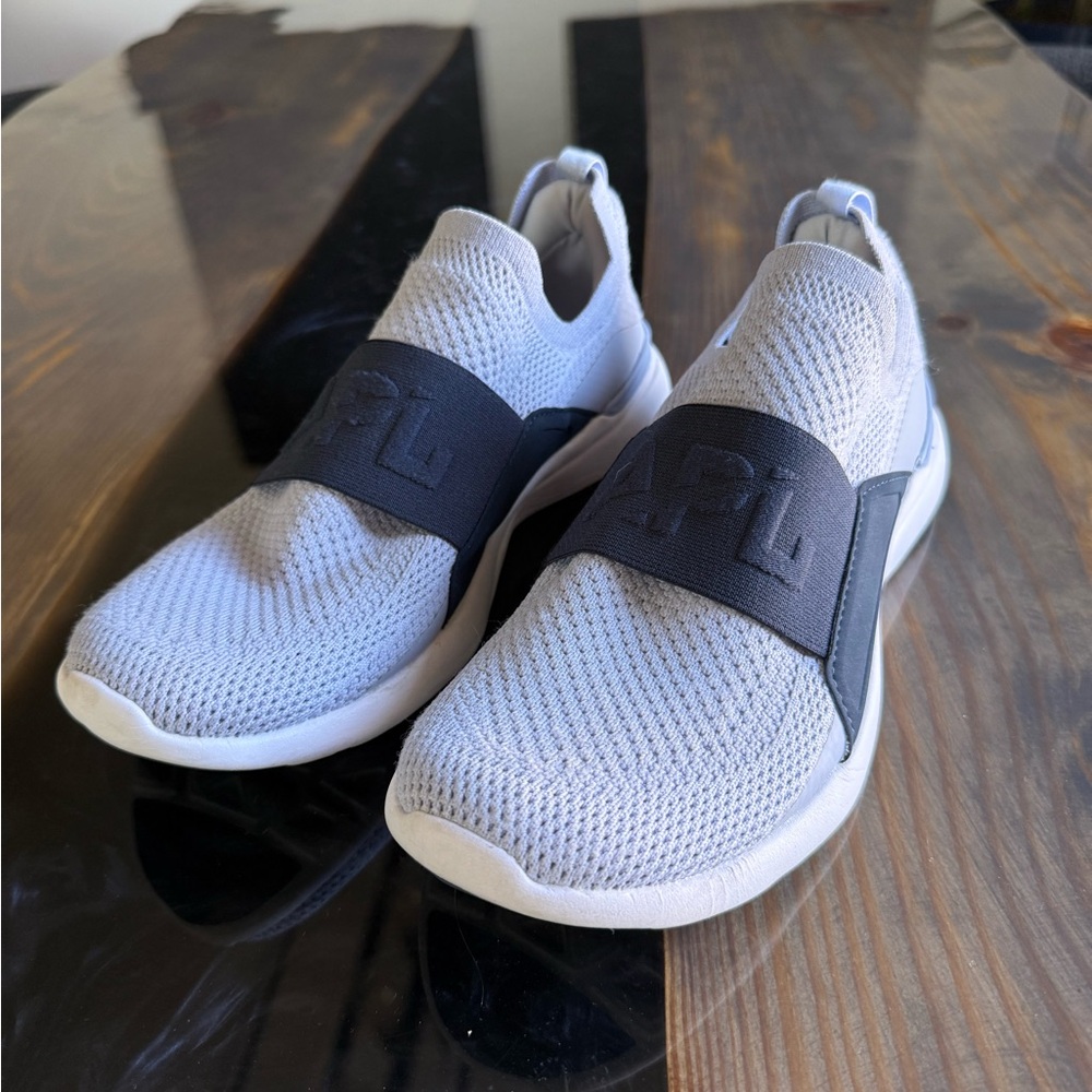 APL Techloom Bliss Women’s Sneakers